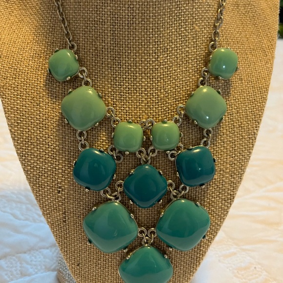 Aqua statement necklace - Picture 1 of 3